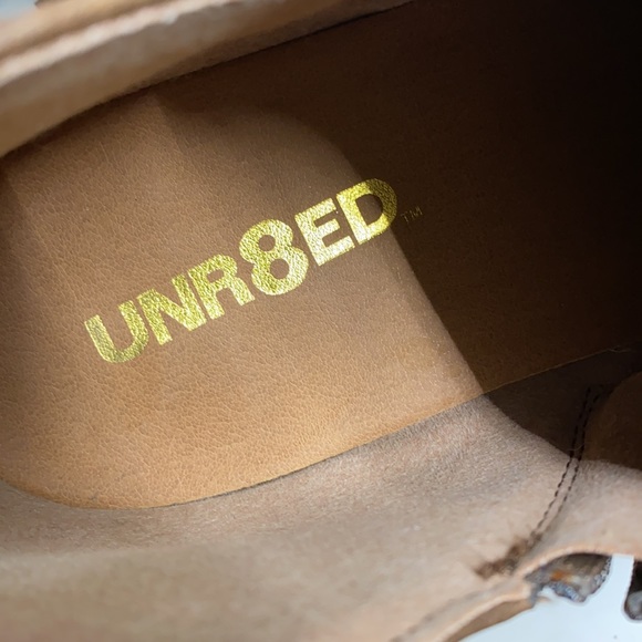 Deep Brown ankle boots( light from overhead lamp distorts the color) - Picture 10 of 10